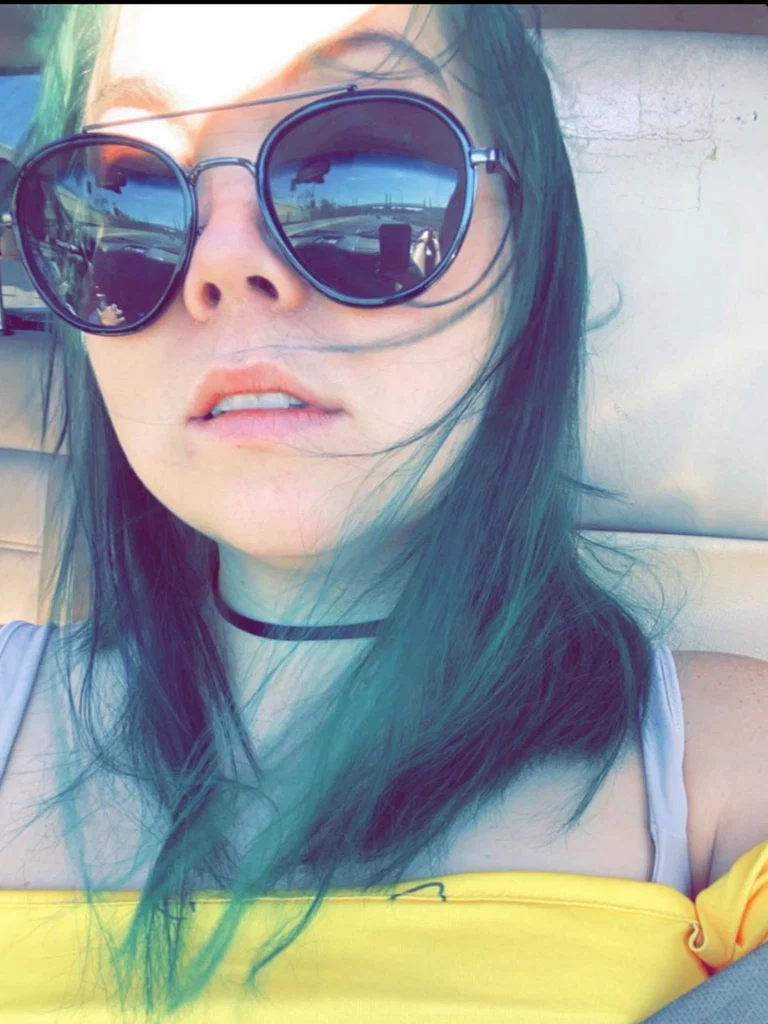 Itswhatsherface