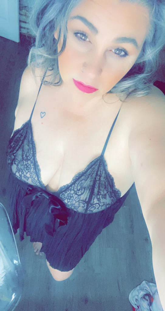 Kristal Lynn's avatar