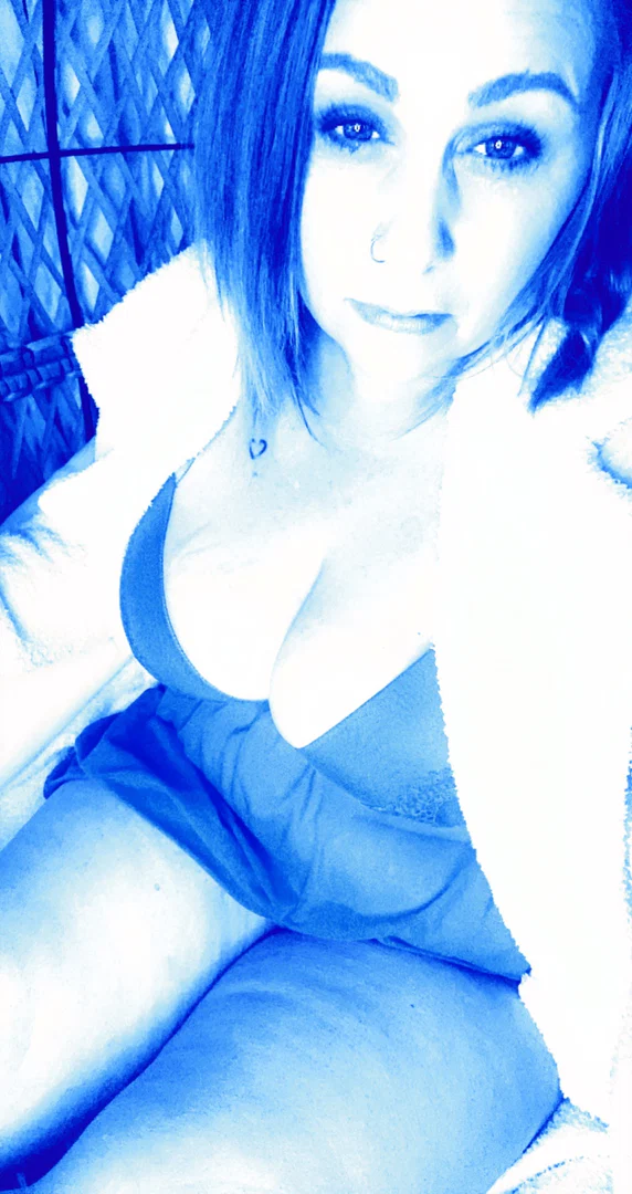 Kristal Lynn profile banner