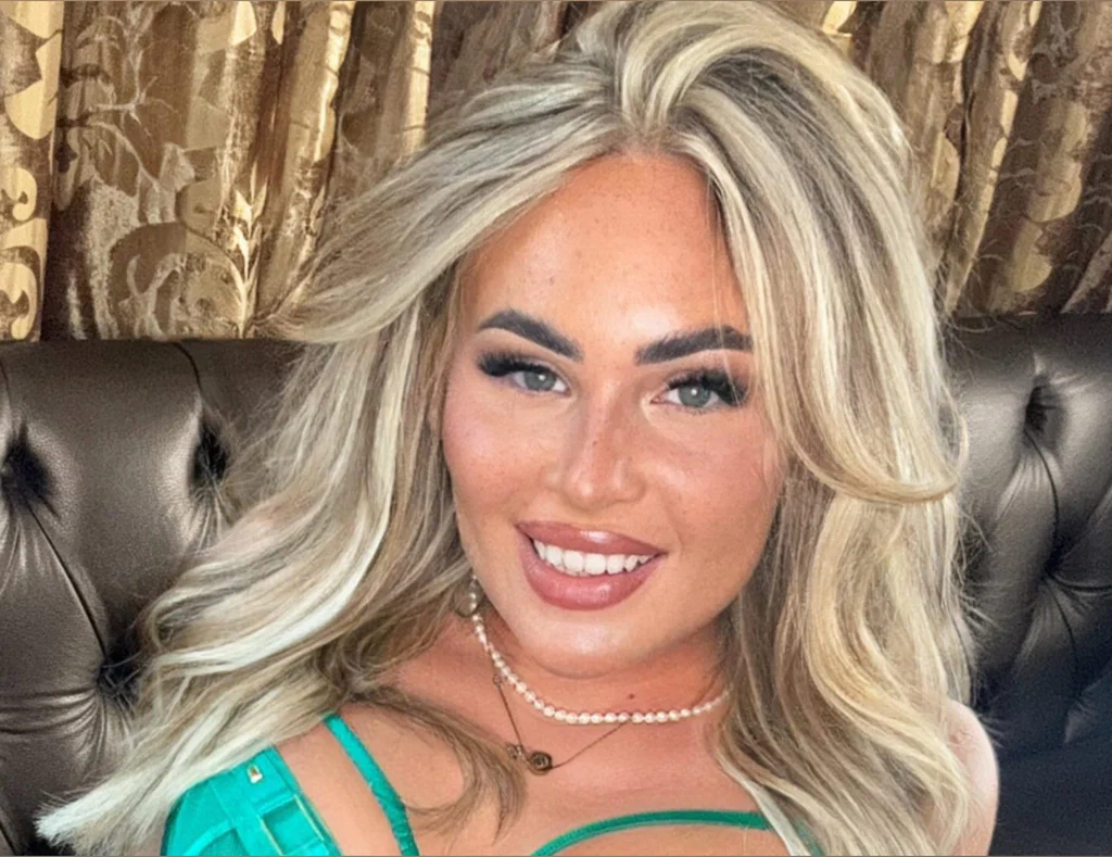 Danielle 💦's avatar