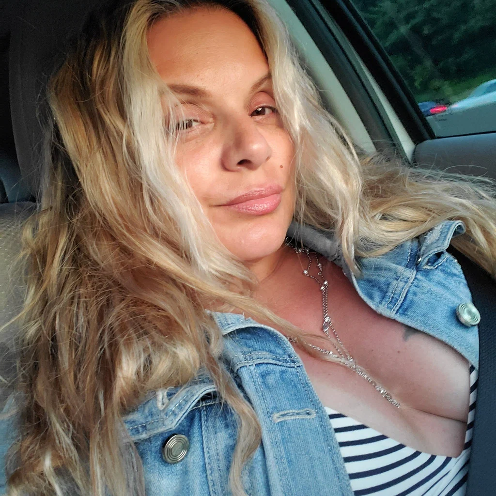 Highheelgoddess's avatar