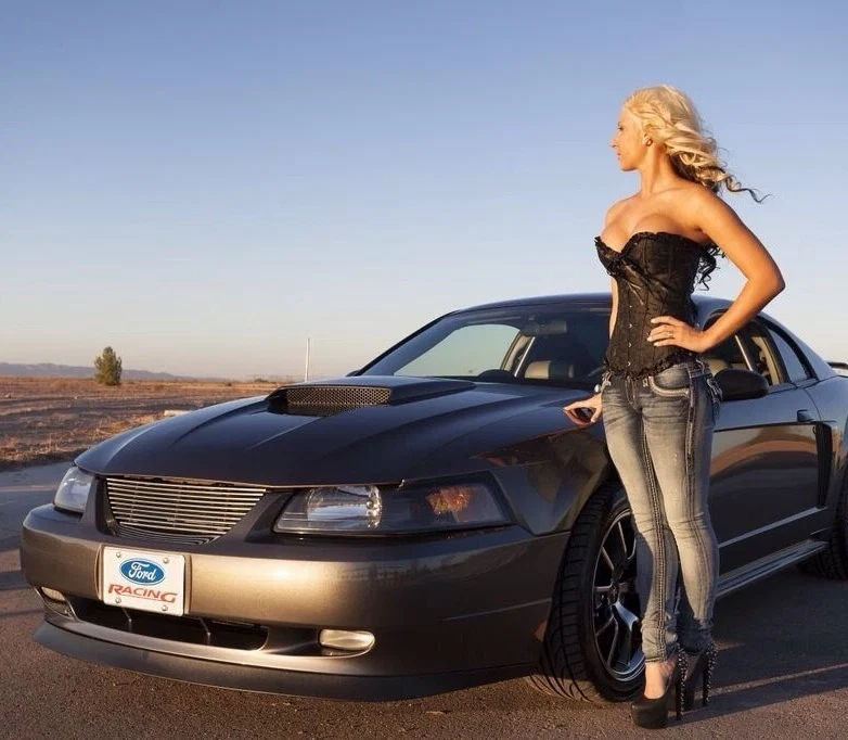 HOt HeeLs profile banner
