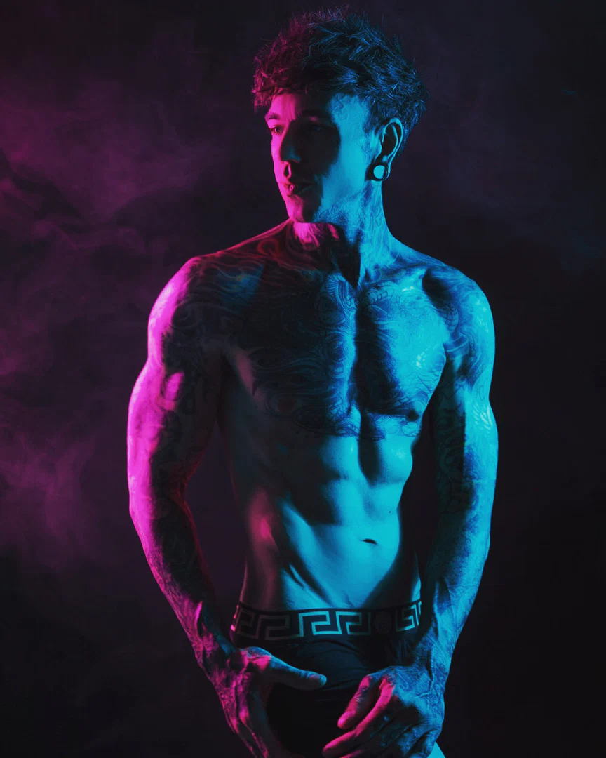 Oscar Wylde profile banner