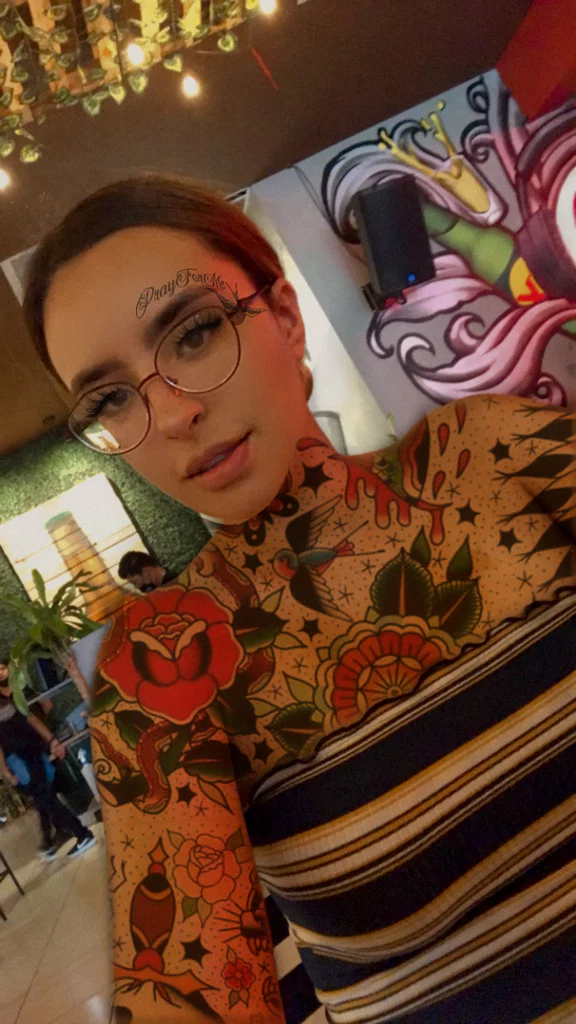 Vianey's avatar