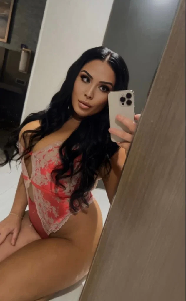 Socal Barbie's avatar
