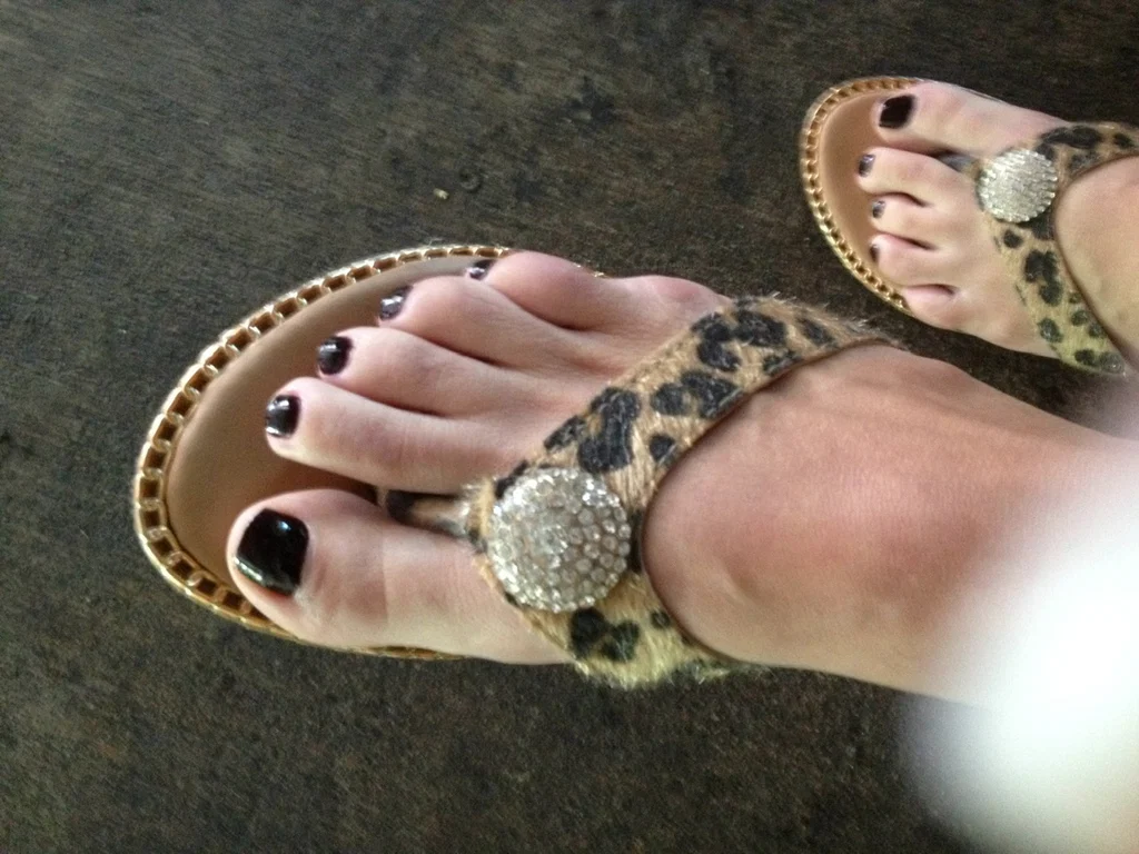 Fancy Luna Feet's avatar