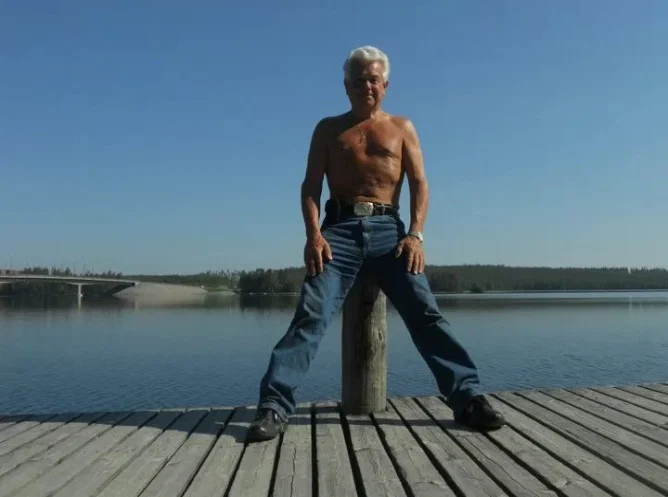 Randythompson1948's avatar