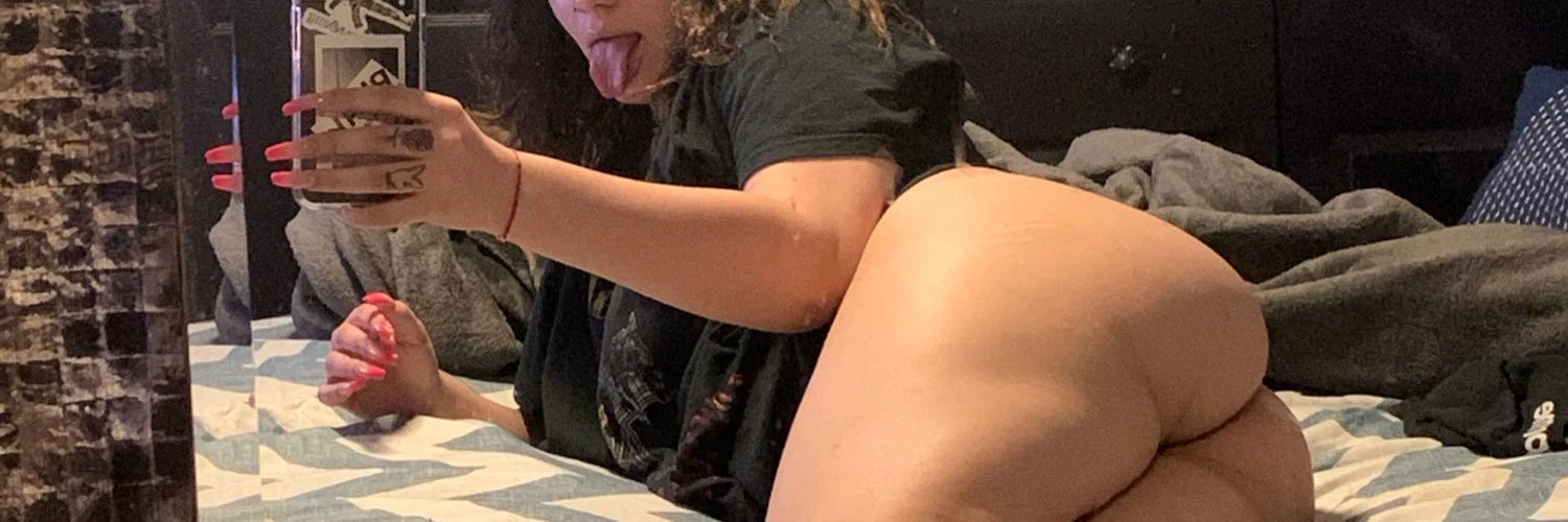 katie kat free π₯° profile banner