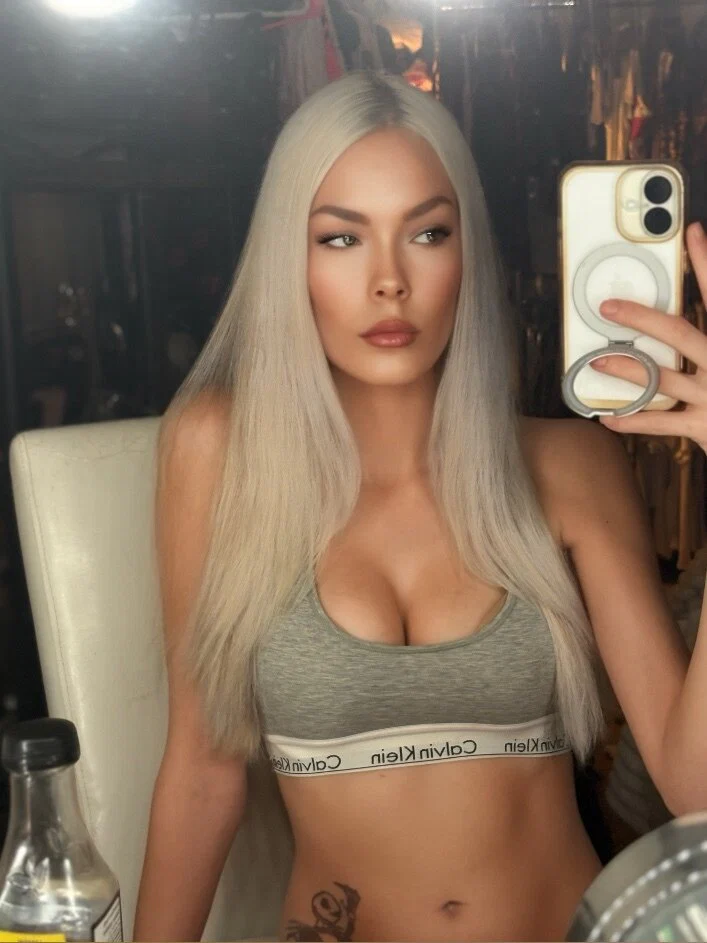 Kylie Sinner profile banner