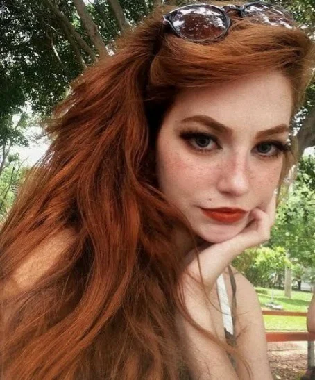 BrujaRoja's avatar