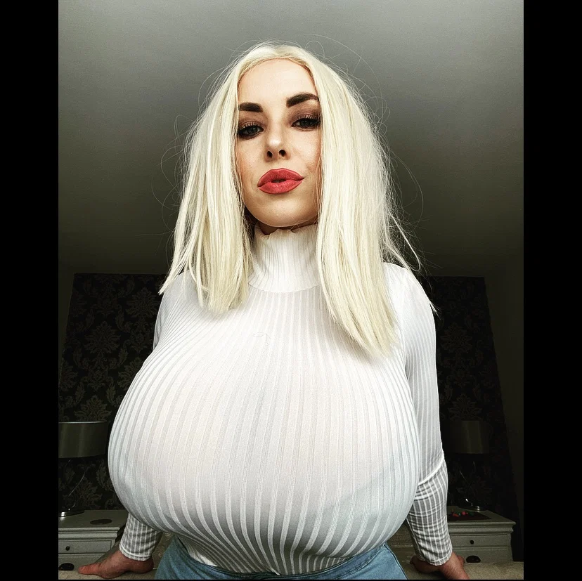 Isabelle B's avatar