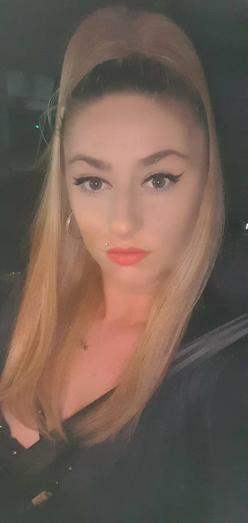 Simona's avatar