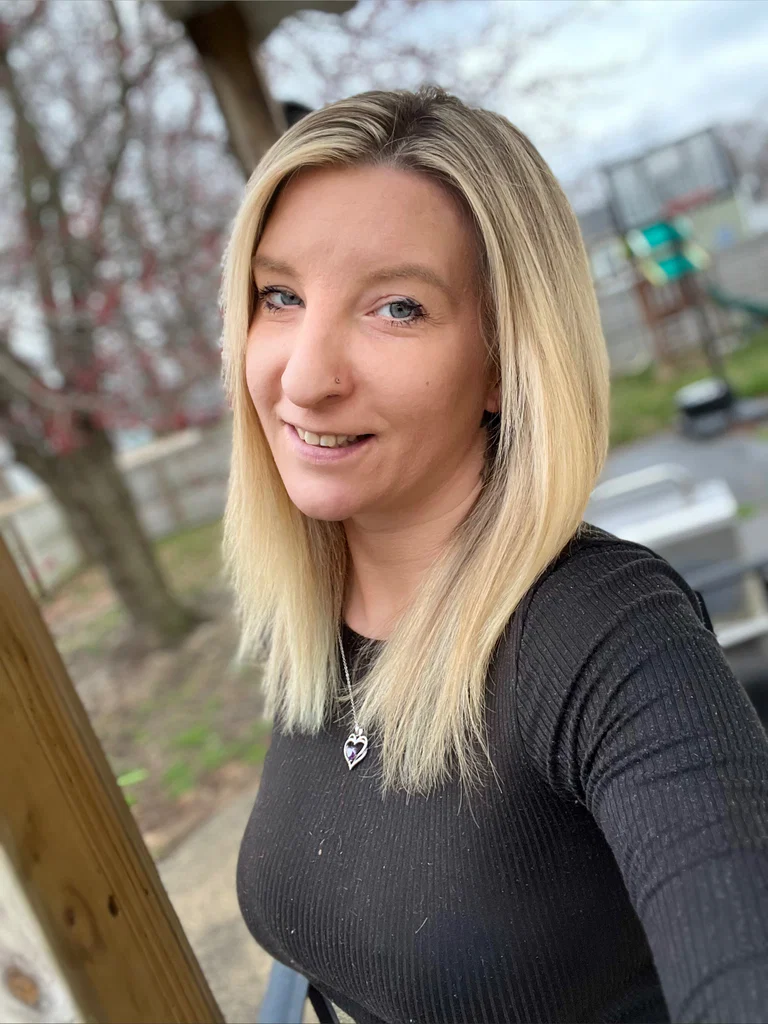 stephanie hart's avatar