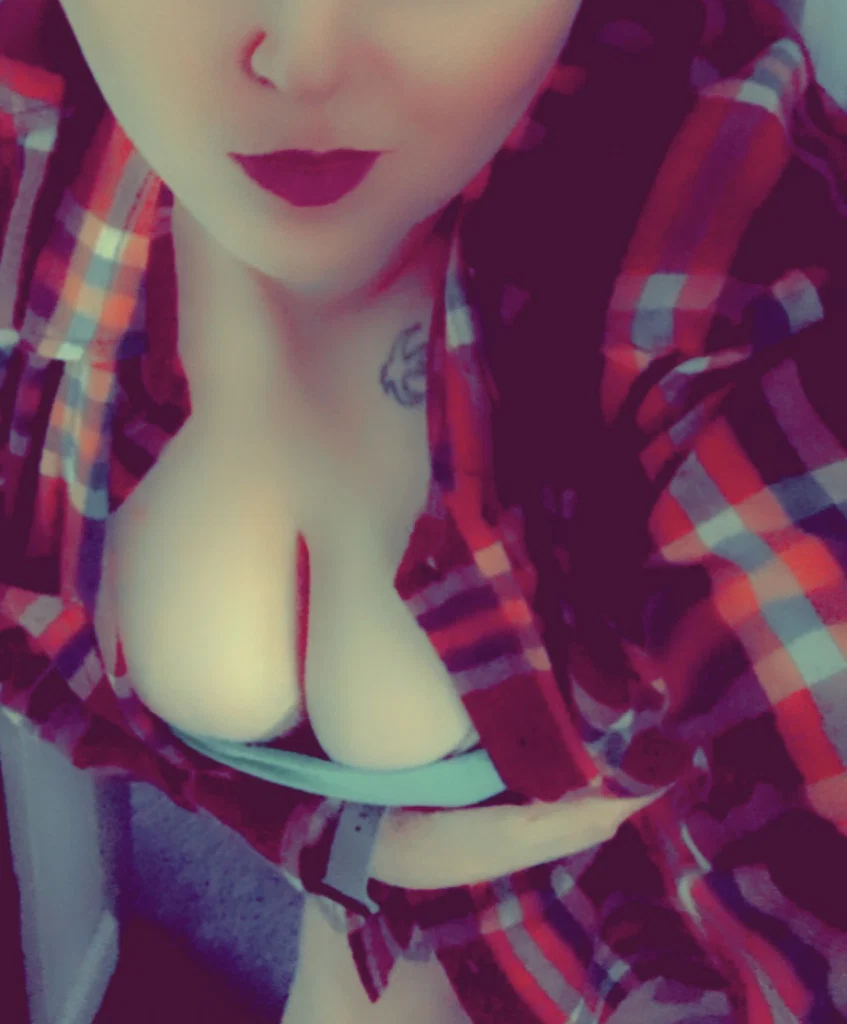 Hey there, pussy cat 😽's avatar
