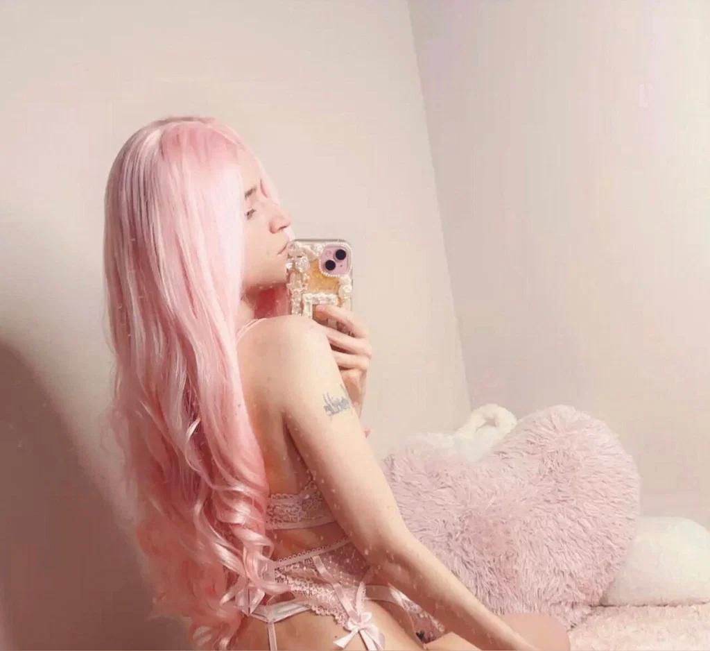 𓏲♡ 𝒮𝒶𝓃𝒸𝓉𝓊𝒶𝓇𝓎 𓂃♡'s avatar