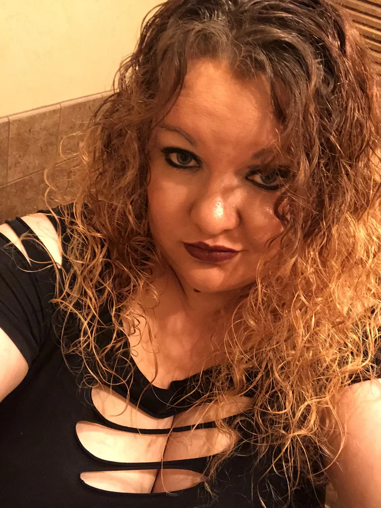 Tropical Babe 171's avatar