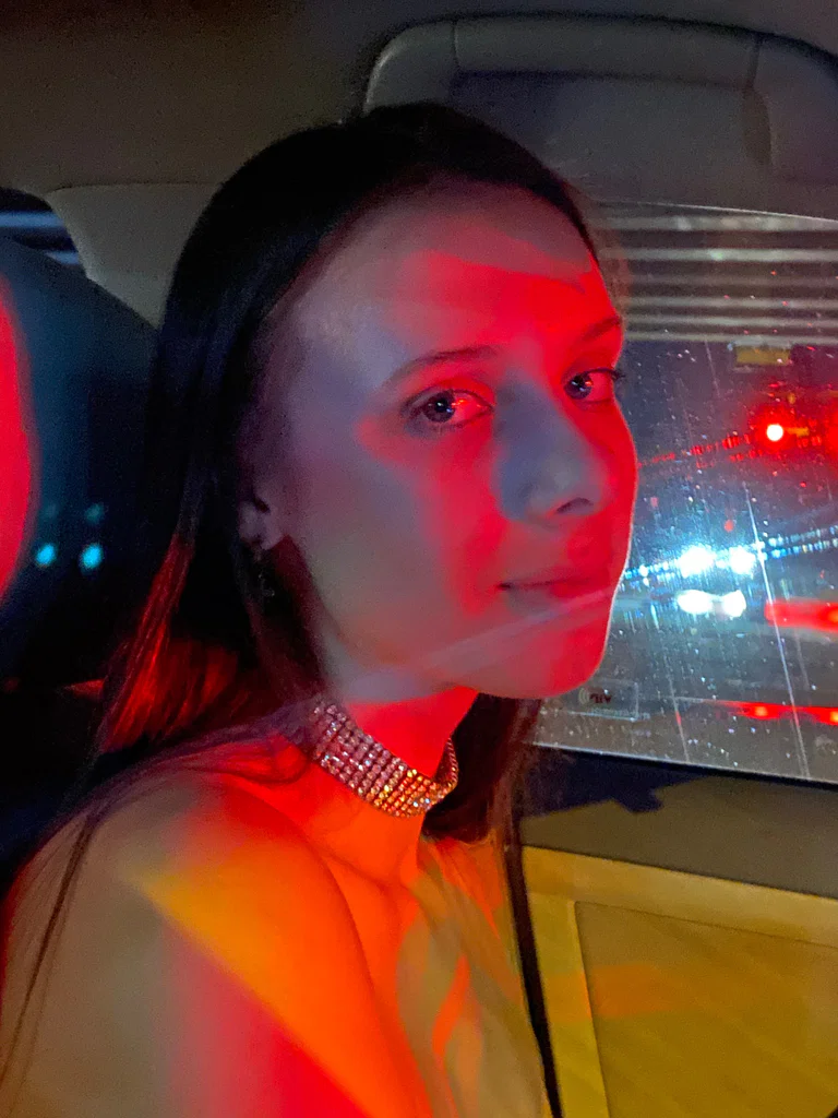Kitty West's avatar