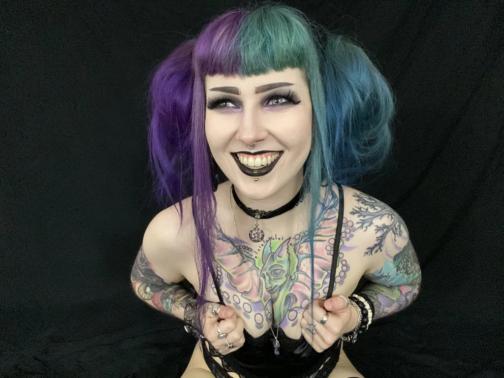 raxbii ✨'s avatar