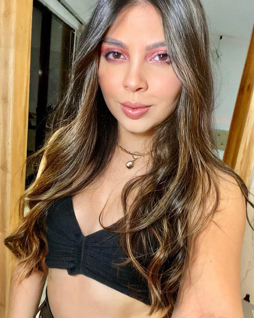 Cami Sagh's avatar