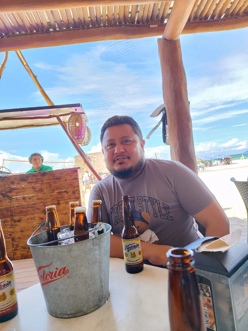 El Vecino de Cancún profile banner