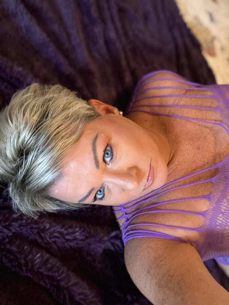 Mrs Blue Eyes's avatar