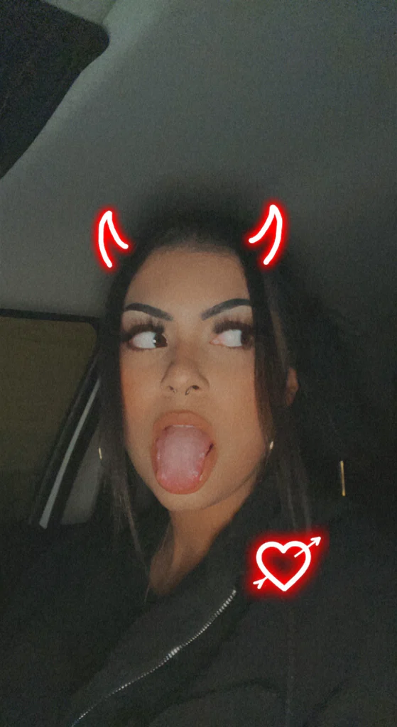 Sweet Hennessy's avatar