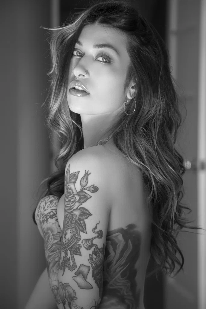 tattooed girl next door FREE's avatar