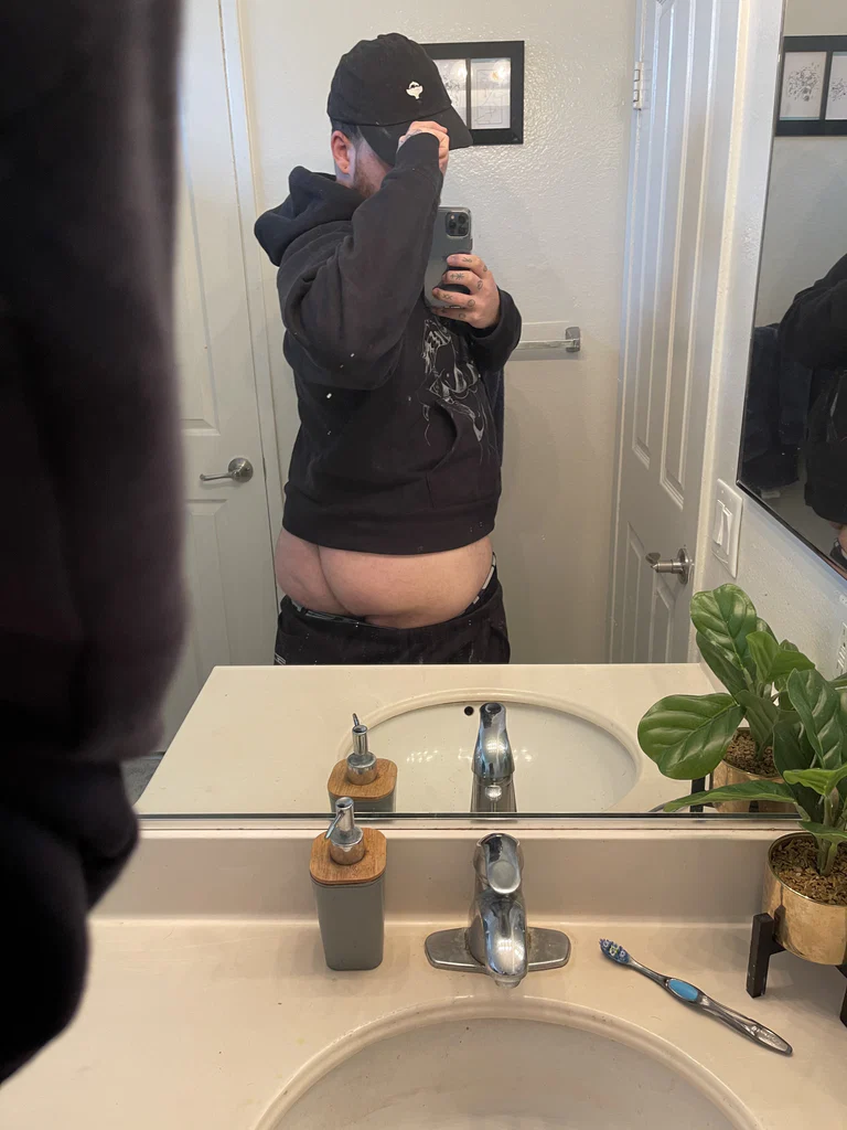 Michaelgetsnaked's avatar