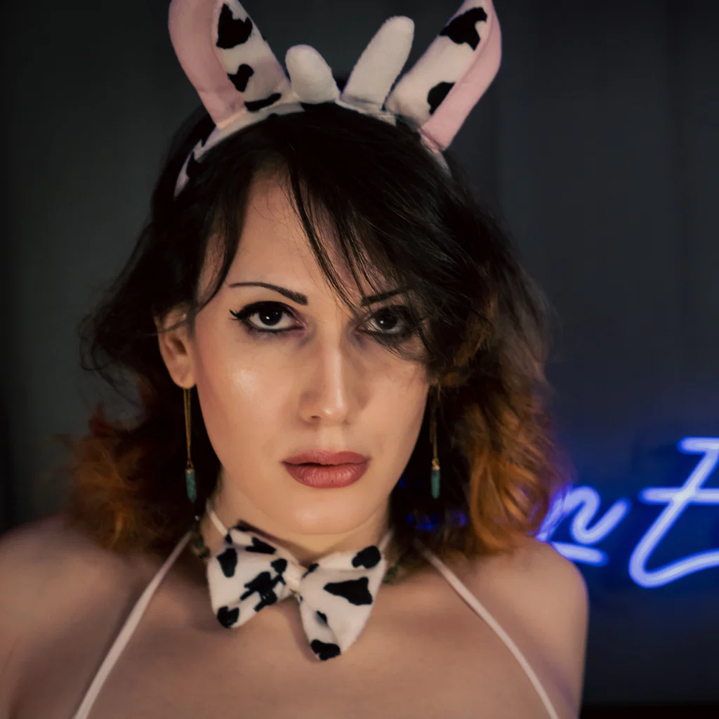 Alyson Eclair's avatar