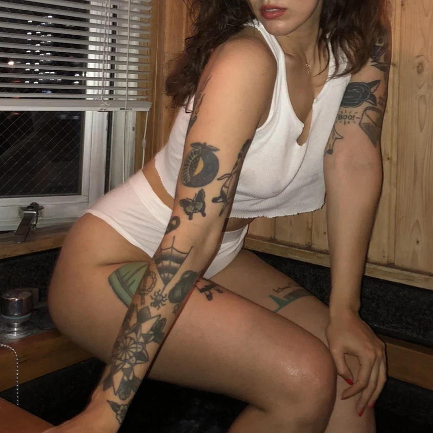 Girlfriendnudes's avatar