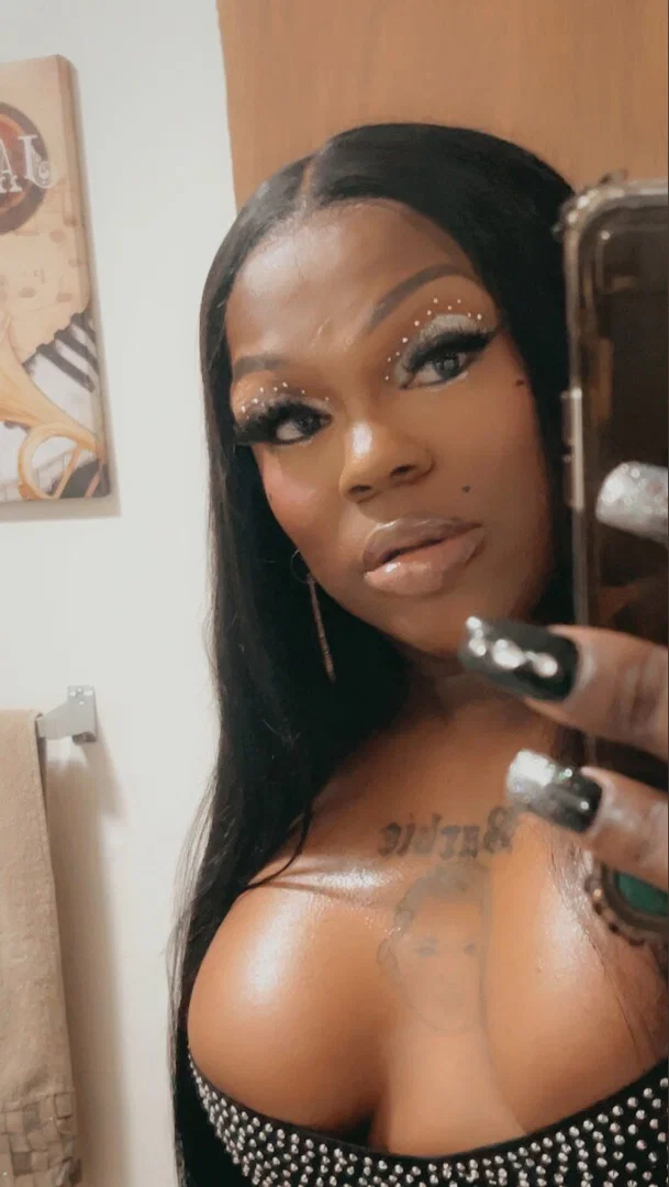 Kingbitch profile banner