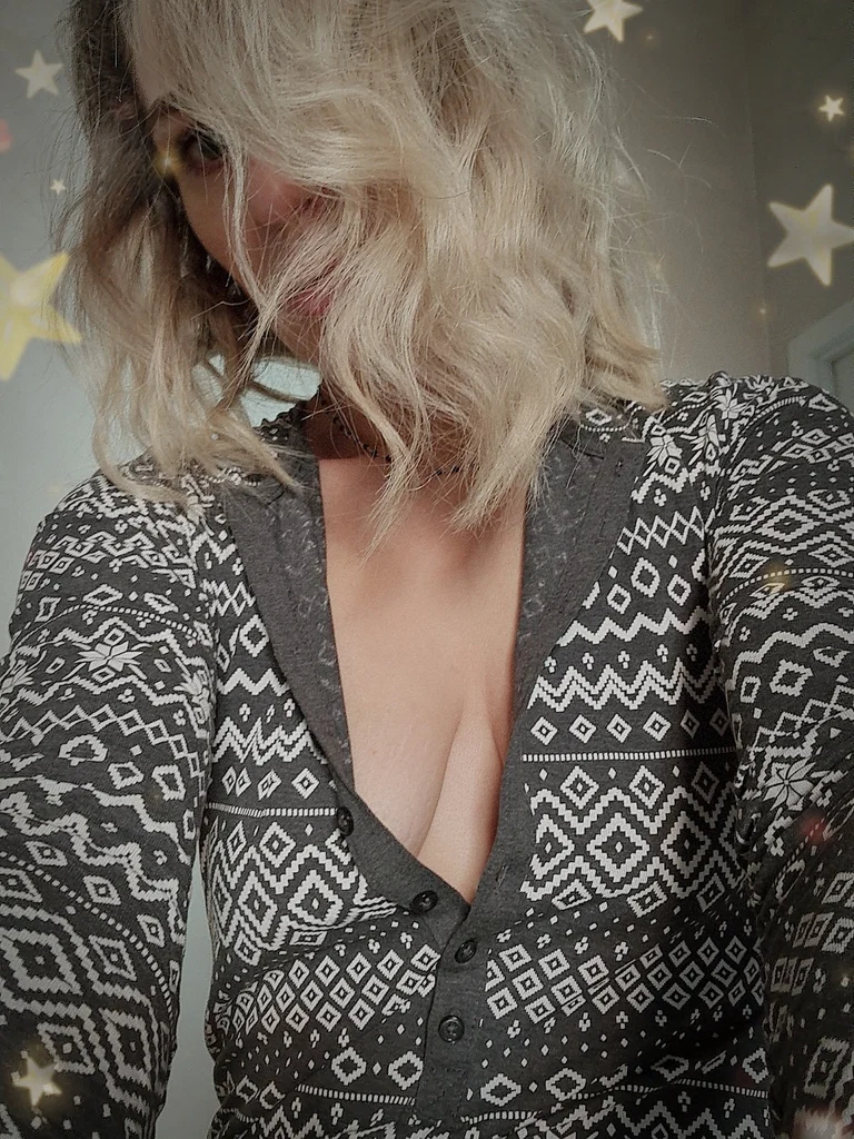sweet kitty's avatar