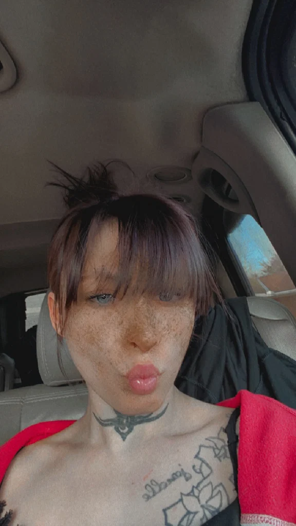 Nicole Marie Cadman's avatar