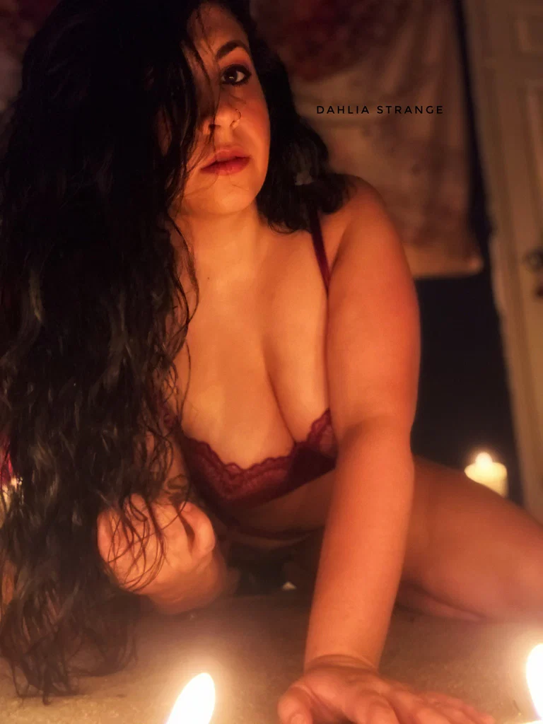 Dahlia Strange's avatar