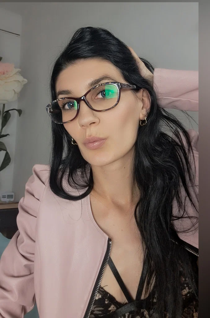 Naughtylov3's avatar