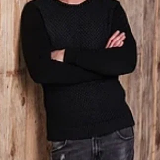 Black Shirt Guy's avatar