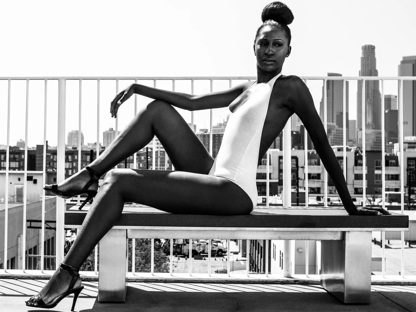 Henny The Model profile banner