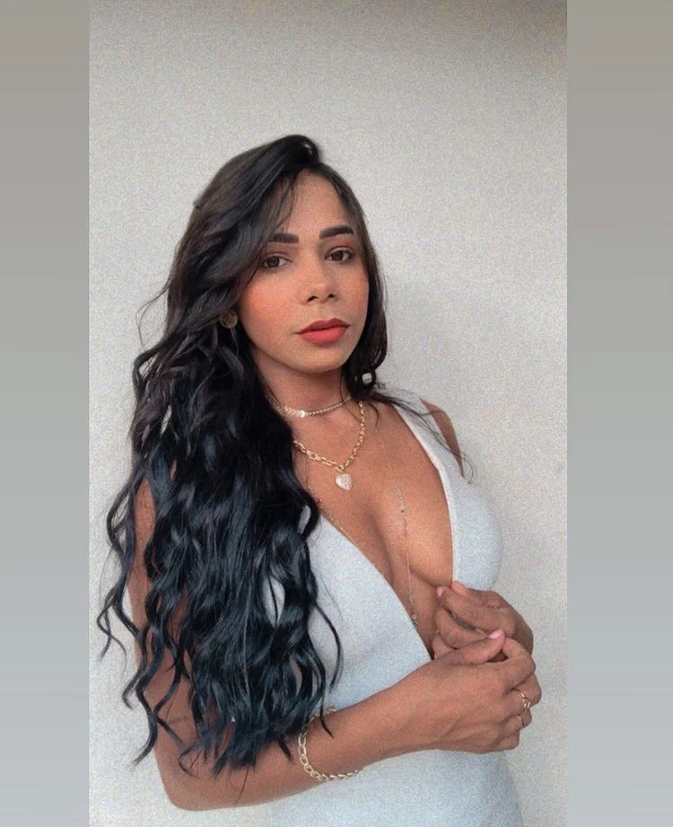 Simone Angel's avatar
