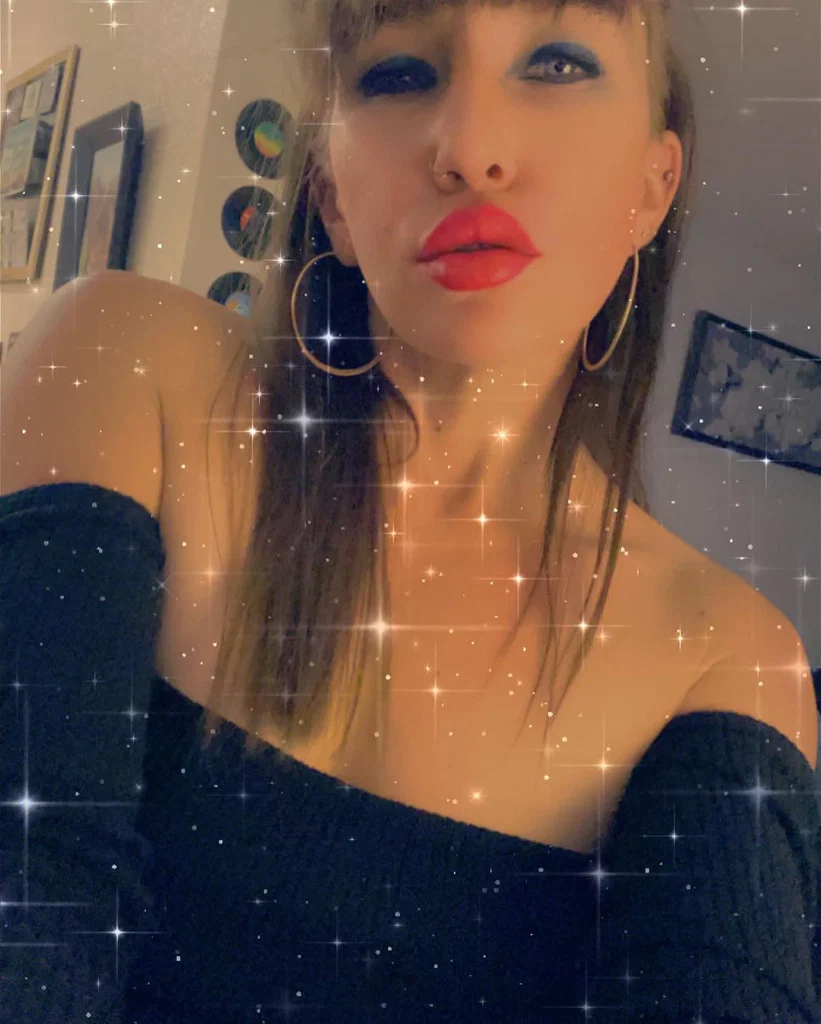 Alli Baker's avatar
