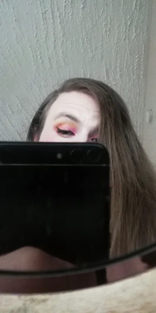 CrossdressingSub's avatar