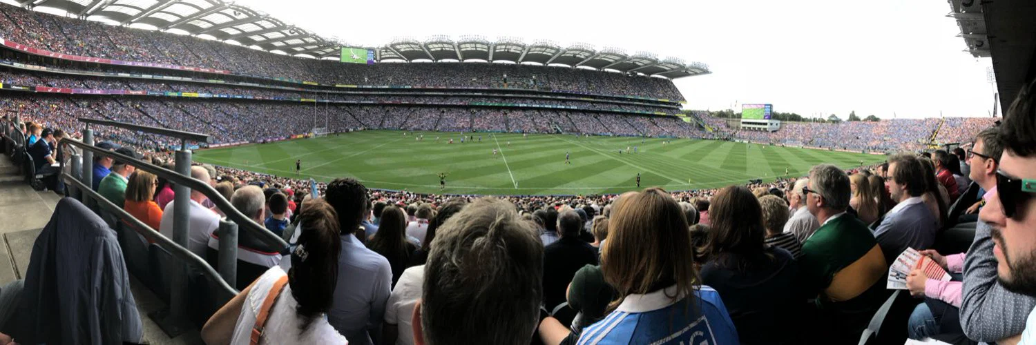 Simon Bradley profile banner