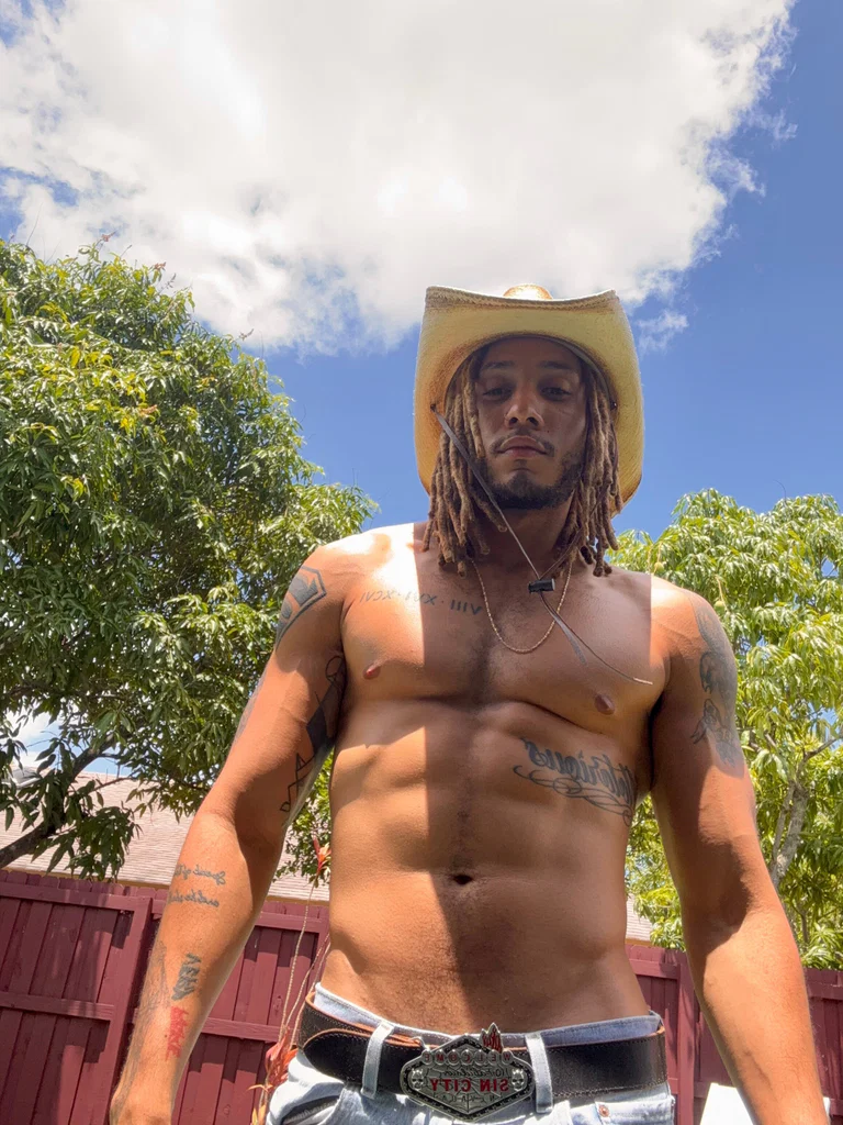 Derek$avage's avatar