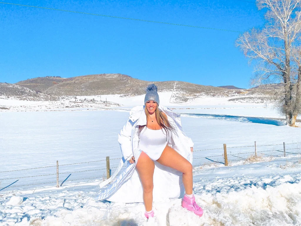 CurvyFunLover