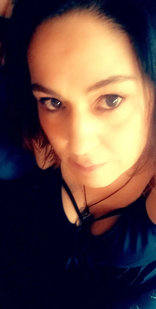 Ravens Girl 1975's avatar