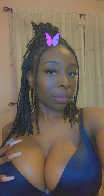 Fantaisie Chocolat's avatar