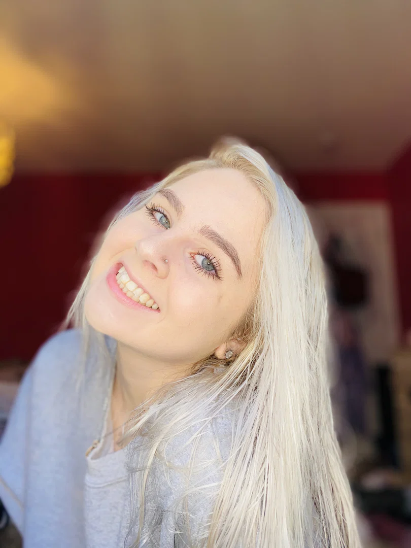 lil miss blondie profile banner