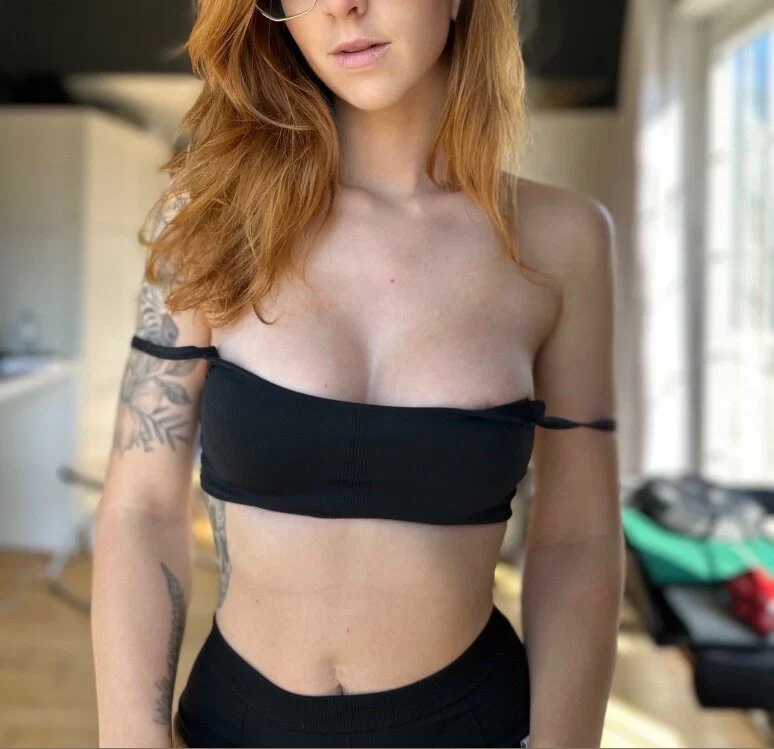 Emma Jones's avatar