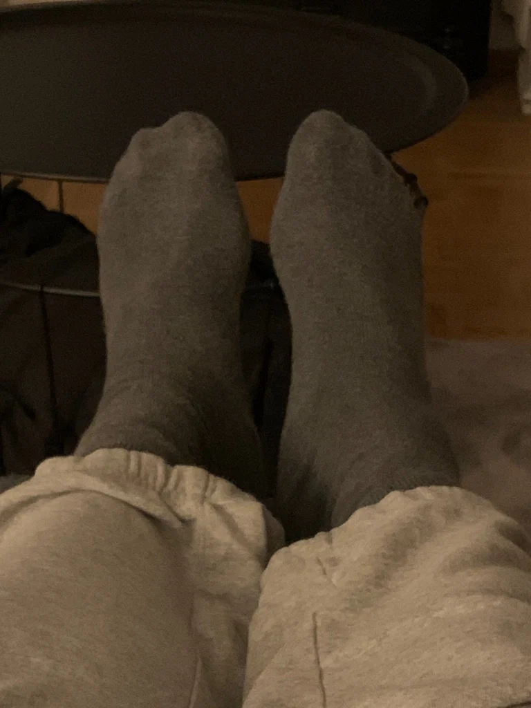 NiceSocksFeets's avatar