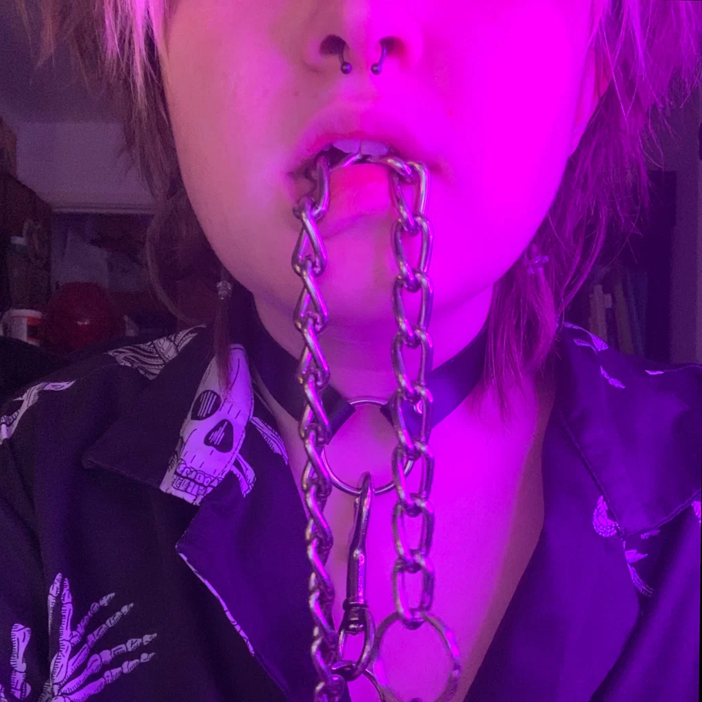 Puppy or mutt depending on ur mood's avatar