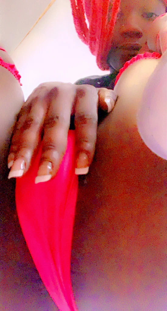Pink poochie 💕🤪🥰's avatar